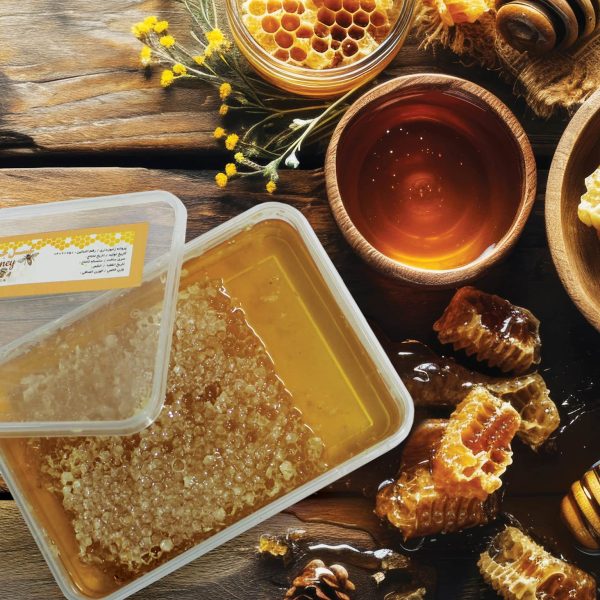 عسل کریستال موم دار